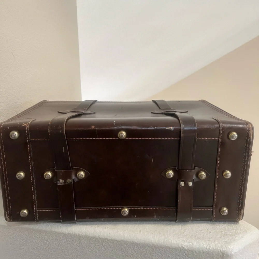 Rare WEAR BEST COWHIDE Leather Belting Briefcase Doctor - Salesman - Pilot Bag